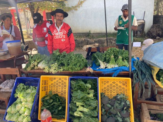 Integrantes de la Asociación de Productores Agroecológicos de Tarija