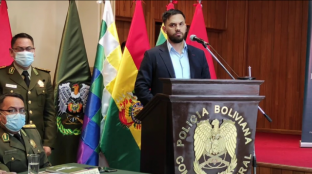 Ministerio de Gobierno dejará de exhibir a personas aprehendidas tras críticas del MAS y la oposición