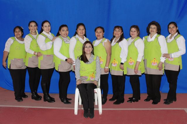 Plantel docente administrativo de la U.E. Elva de Dunn.