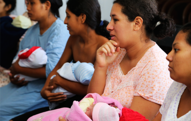 Covid y discriminación agravaron la mortalidad materna en América Latina