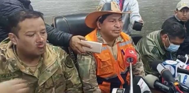 Logran controlar el incendio en Marañuelos-Padcaya, se realizan labores de enfriamiento
