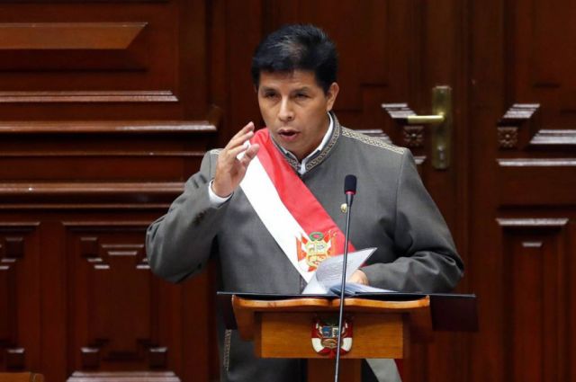 Perú Libre pide la renuncia de Castillo a su militancia