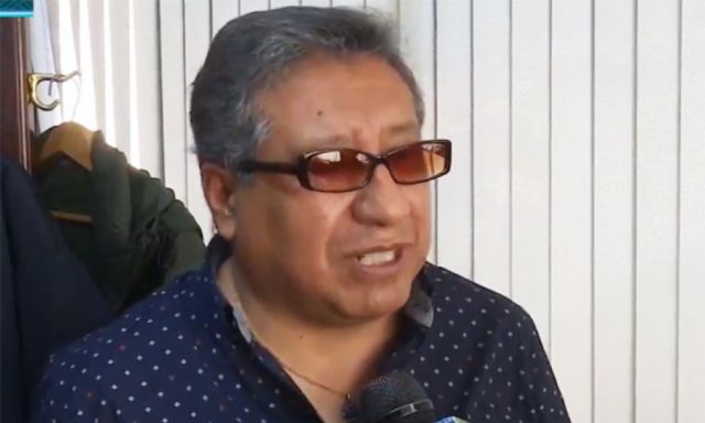 No solo Larrea, sino también otro hermano fue aprehendido por no atender al padre que murió por Covid
