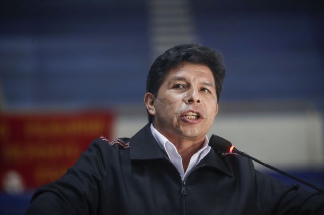 Descartan vinculación de Castillo con corrupción