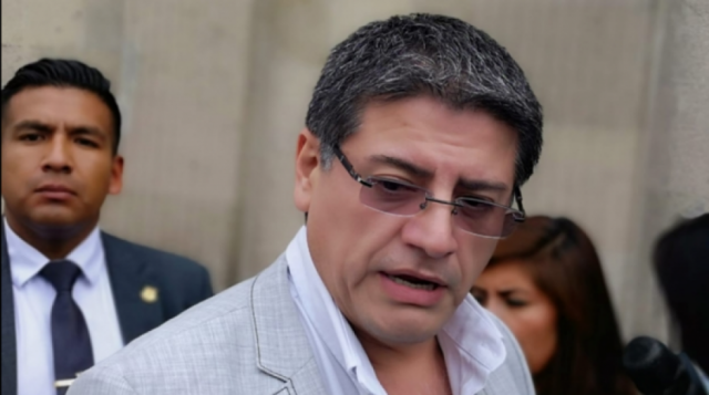 Golpe I: piden aprehender a Justiniano