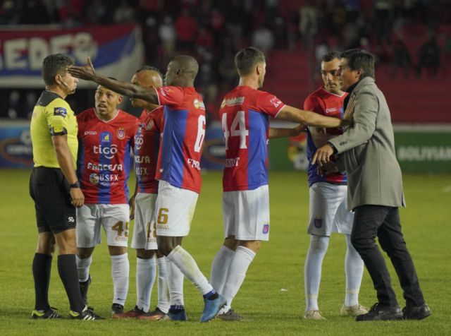 Romero deja la dirección técnica de la “U” de Sucre 