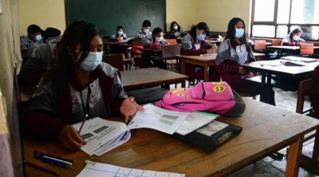 Covid-19: Reportan más de 200 estudiantes positivos en Tarija