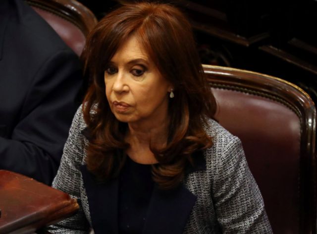 Impulsan campaña en defensa de Cristina Fernández