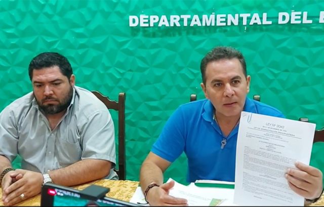 Beni se declara en “bancarrota”, deudas por caminos lo asfixian