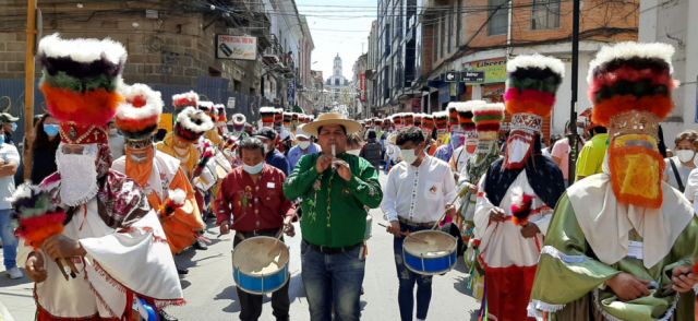 Los guardianes del santo