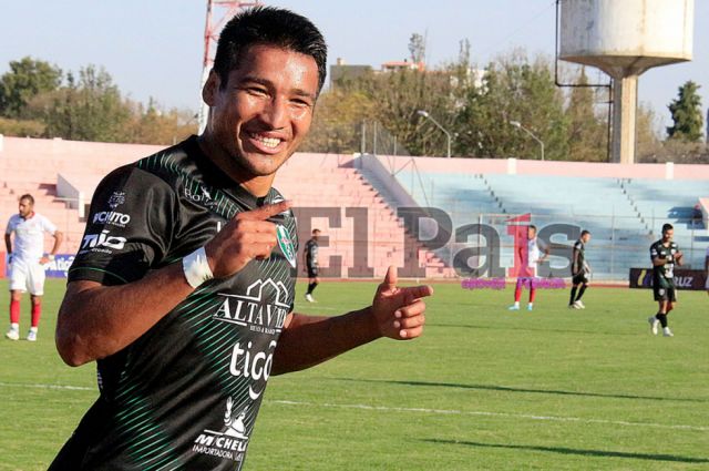 Mauricio Chajtur sigue liderando los goleadores bolivianos