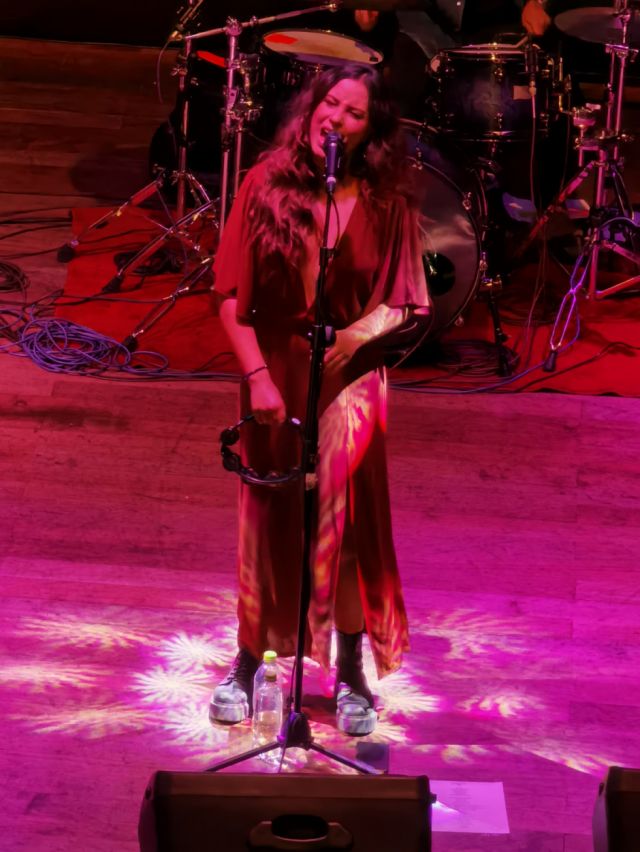 Mayra González.