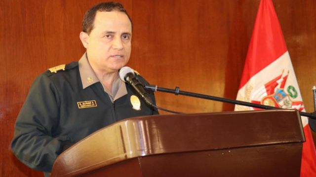 Gobierno releva a alto mando de la Policía de Perú