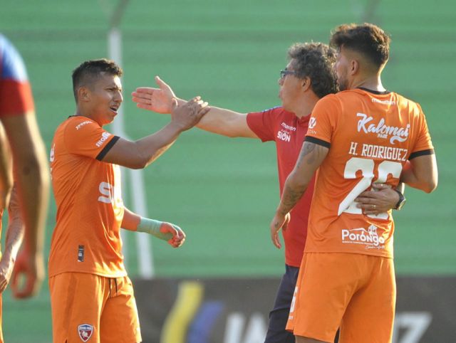 Royal Pari revive a Andrada con triunfo ajustado 