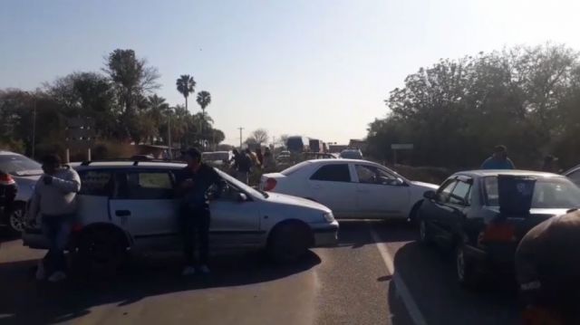 Yacuiba vive una jornada de bloqueo "contundente"
