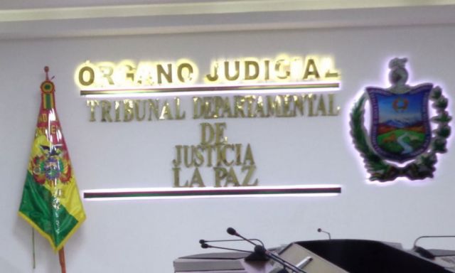 Denuncian a funcionaria judicial por direccionar sorteo de juzgado
