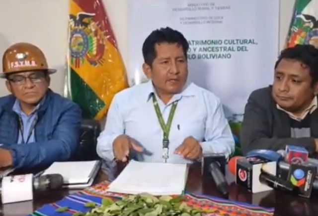 Gobierno pide a Machicado acudir al diálogo
