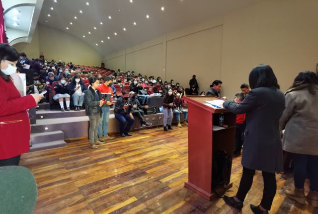 Premiación en el Auditorio del Patio del Cabildo.