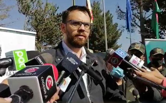 Tras acusaciones de Evo, Del Castillo dice que el Gobierno no se prestará a la confrontación