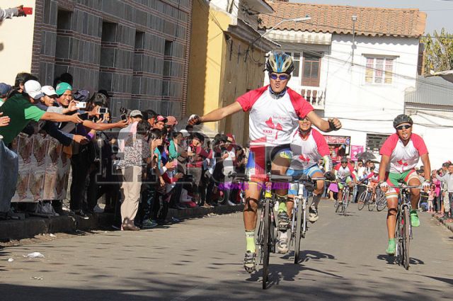 Se corre la competencia ciclística San Roque – Chaguaya