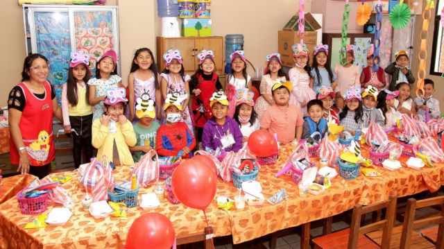 Abejitas y mariposas de 2do D