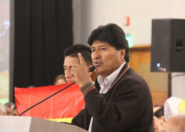 Evo denuncia que ‘operadores’ del supuesto plan negro tratan de ‘direccionar’ el caso terrorismo de 2009 en su contra