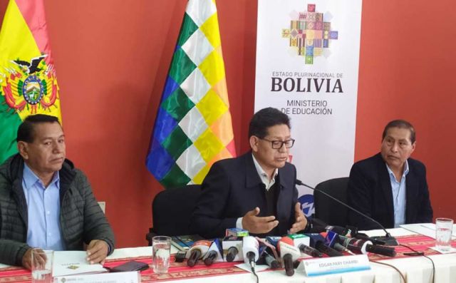 Ultiman detalles para la entrega del Bono Juancito Pinto previsto para octubre Ultiman detalles para la entrega del Bono Juancito Pinto previsto para octubre