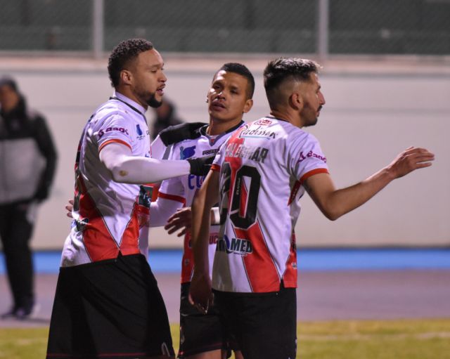 Nacional Potosí busca ampliar su racha con un triunfo 