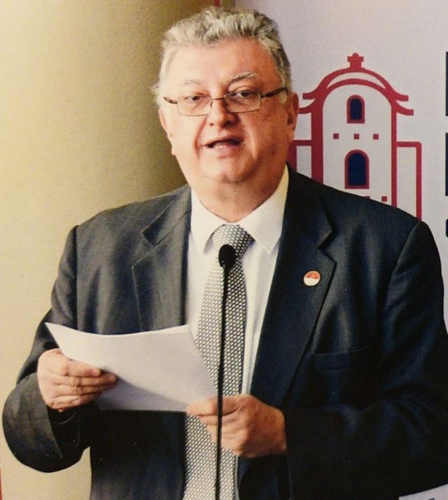 Hugo R. Suárez
