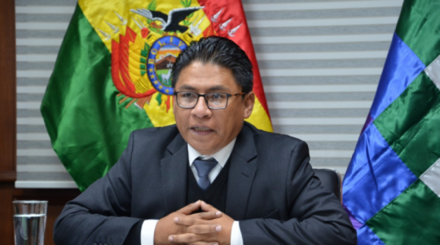 Lima llama irresponsable a Evo y dice que es incomprensible que desconozca la Constitución Lima llama irresponsable a Evo y dice que es incomprensible que desconozca la Constitución