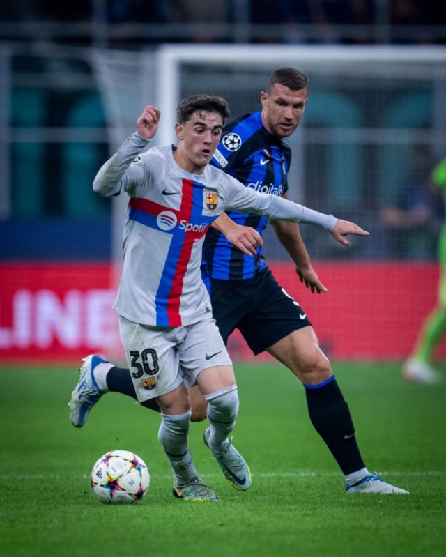 El Barcelona perdió con el  Inter y complicó su futuro 