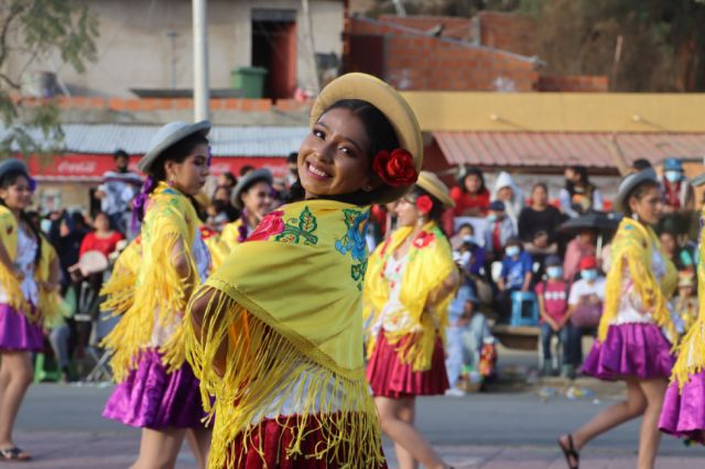 Alegre estampa chapaca.