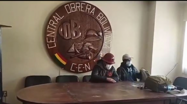 Mineros de Huanuni toman las oficinas de la COB y acusan de traidores a dirigentes