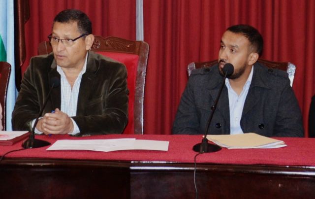 Gobernador posesionó al nuevo director del Sedes Tarija