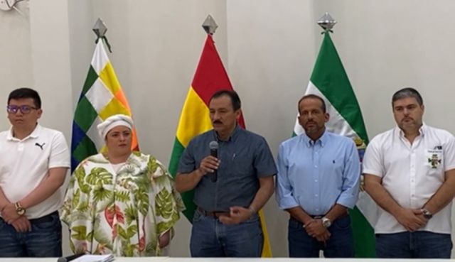 Diálogo en Santa Cruz: Mesa técnica analiza nueva fecha del Censo 