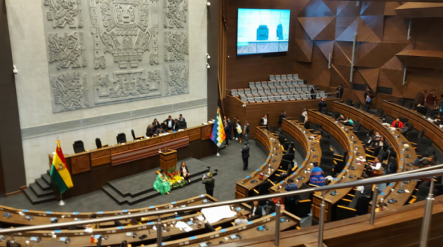Concluye gestión en el Legislativo y el MAS cierra el paso para debatir sobre el censo