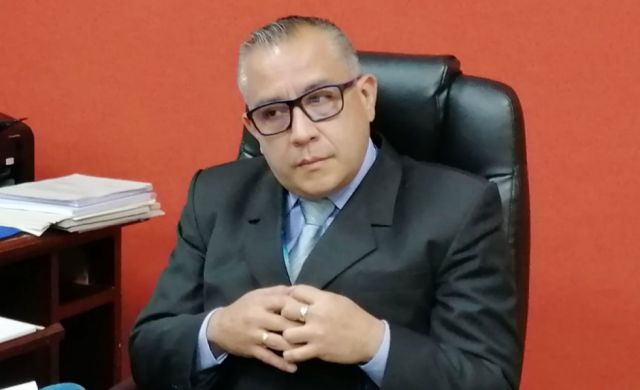 Cox vincula al nuevo Comandante de las FFAA con la Resistencia Cochala