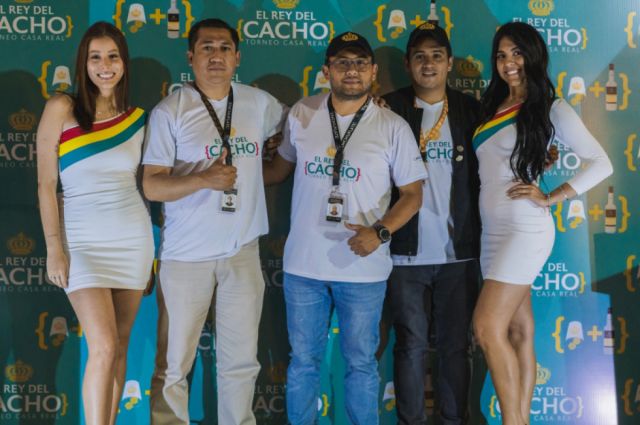 Organizadores del torneo.