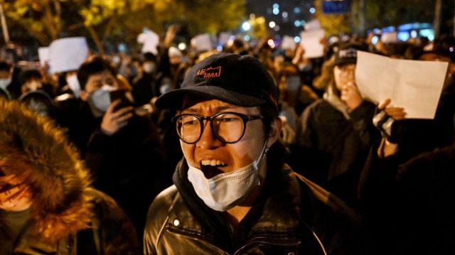China, se debate entre controlar el Covid o enfrentar las protestas