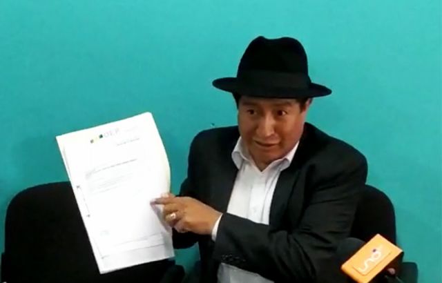 Quispe pide que Arias rinda cuentas de aportes de los funcionarios ediles