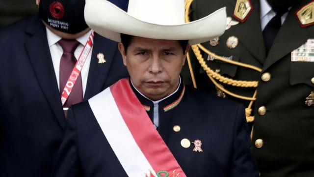 El Congreso peruano aprueba levantar fuero a Pedro Castillo