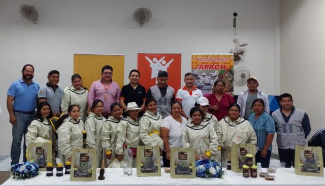 Ecofuturo fortalece la capacidad productiva de mujeres apiculturas en el Chaco