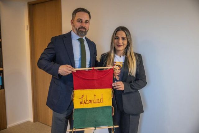 Carolina con el ultraderechista Santiago Abascal