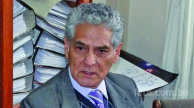 Analista político: "No hay oposición que le dispute el poder al MAS"