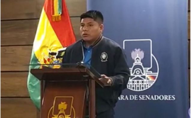 Loza dice que a pesar de ‘chantajes’ de ministerios, la gente asistió al acto del domingo en el Chapare
