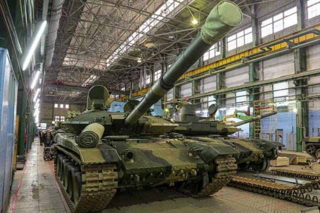 Tropas rusas en Ucrania reciben tanques T-90M