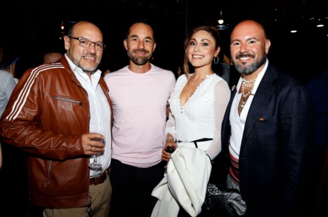 Rodrigo Bellott y colegas cineastas de Cochabamba