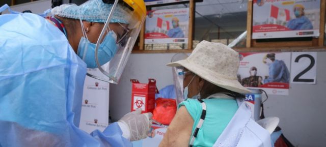 Covid: Garantizan eficacia de las vacunas con nuevas subvariantes