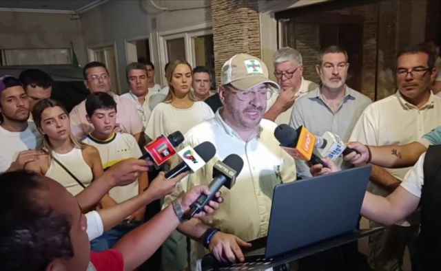 Calvo anuncia el bloqueo de accesos a Santa Cruz
