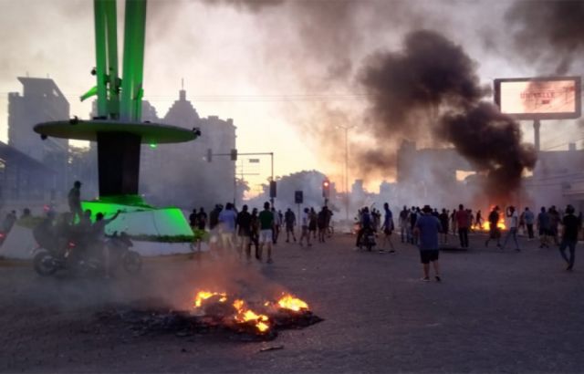 Ante inestabilidad social, suspenden más de 100 fiestas de fin de año en Santa Cruz